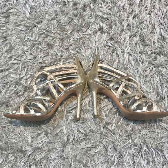 COACH GOLD SNAKE SHIMMER SANDALS - Picture 3 of 8